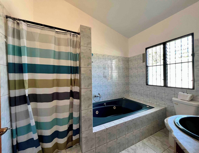 Bathroom 2, Casati Family House, Great Pool & Garden!, Sosua