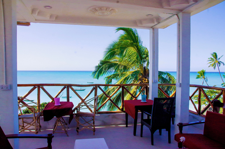 Balcony 4, Room-room Had Glaund Flow With two Guest, Kaskazini 'A'