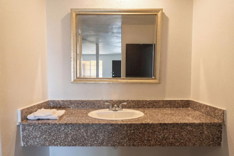 Bathroom 4, Garland Inn & Suites near Dallas TX, Dallas