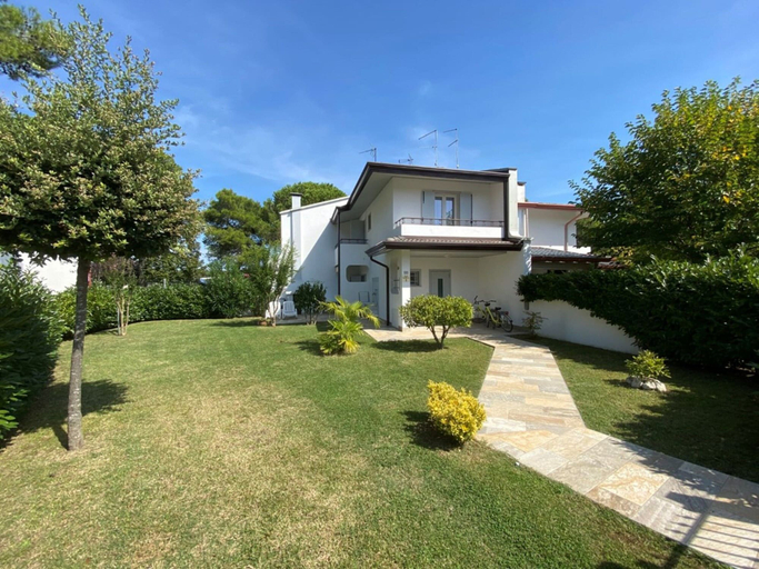 Exterior 3, Charming two level villa with garden and BBQ, Venezia