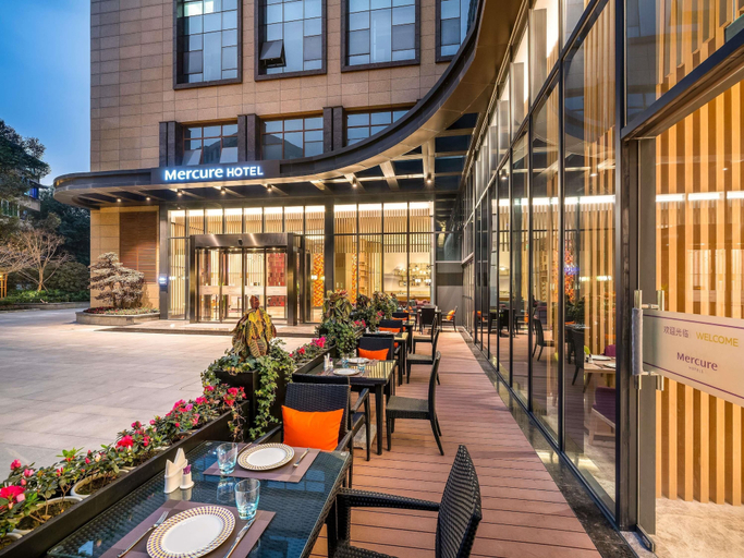Exterior & Views 2, Mercure Chengdu Huapaifang, Chengdu