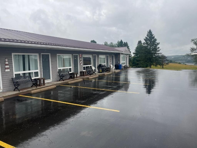 Exterior 2, Ja-Sa-Le Motel, Carleton
