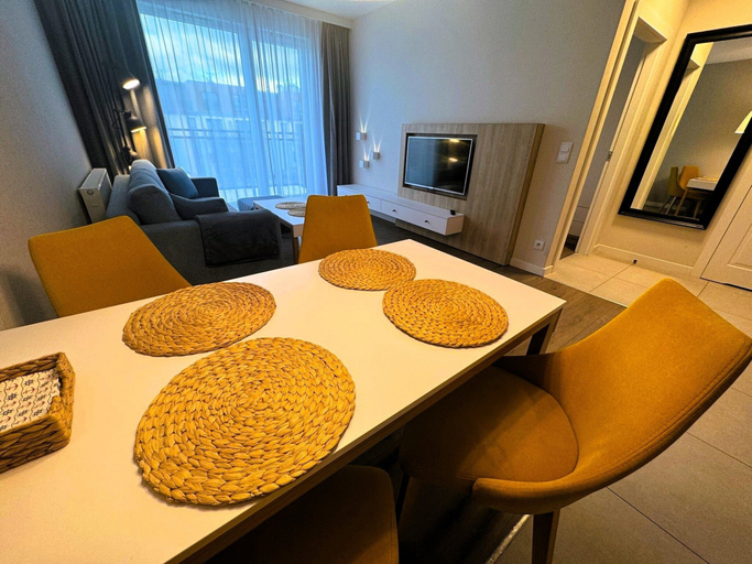 Living room 2, Apartment in Miedzyzdroje With Swimming Pool, Kamień