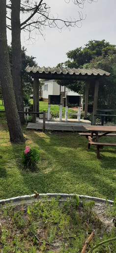Others 5, Landshause Bungalow T2, Alcobaça