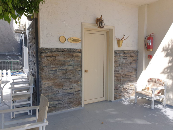 Exterior & Views 2, Studio Quiet And Peaceful And Very Relaxing With Kitchen, Shared Pool and Ac, Crete