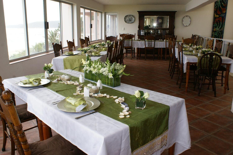 Restaurant 5, The Pink Lodge On The Beach, Eden