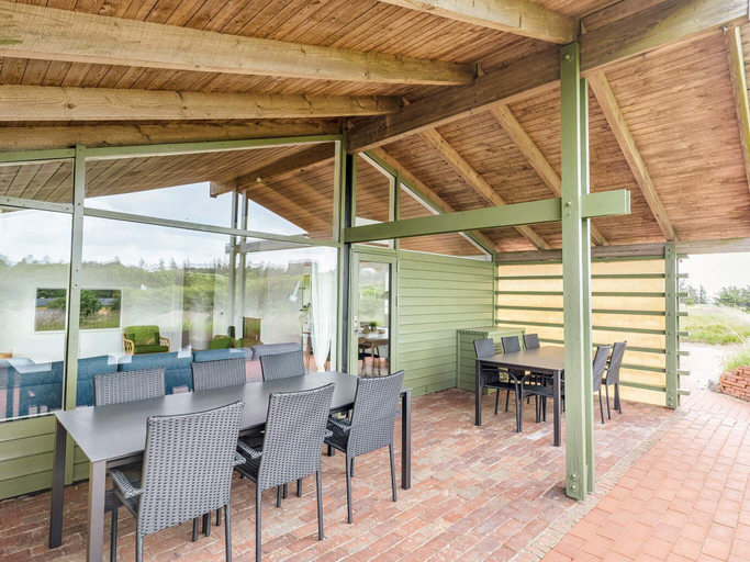 Food & Drinks 5, 12 Person Holiday Park Home in Hanstholm, Thisted