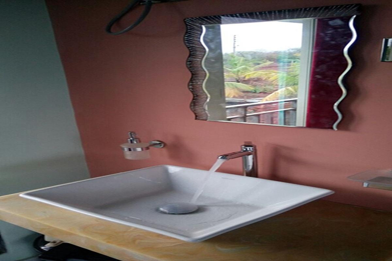 Bathroom, White Sand Retreat, Ratnagiri