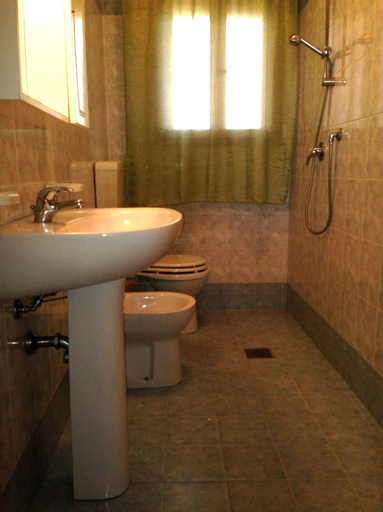 Bathroom, Pleasant Seaside Flat in Rosolina Mare, Rovigo