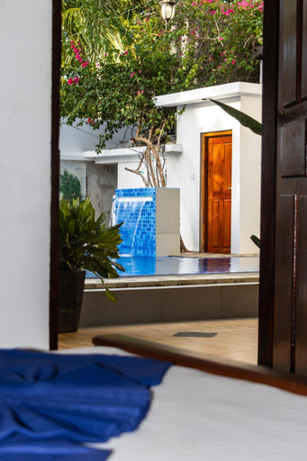 Others 4, Oasis Bay - Arugam Bay, Pothuvil