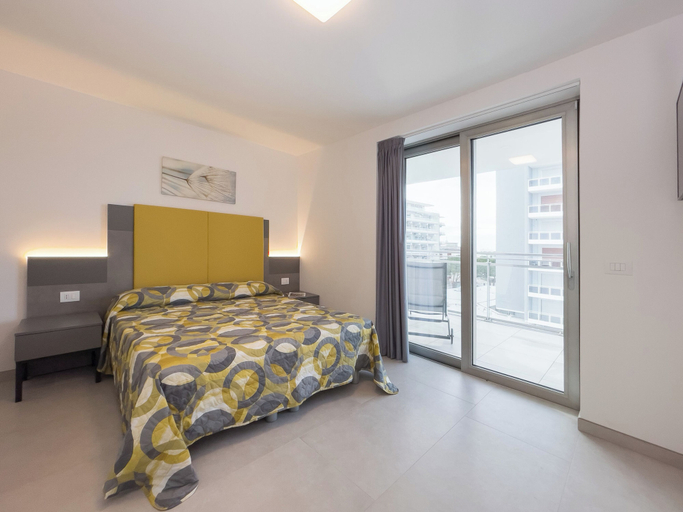Room 3, Bright Apartment With Balconies, Udine