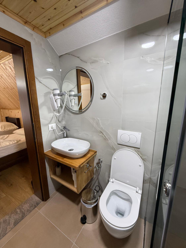 Bathroom 2, Guesthouse Alpini, Malësi e Madhe