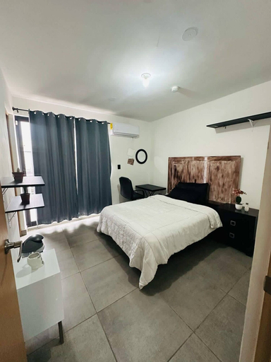 Room 4, Modern Home With Pool, Garden & 24 7 Security, García