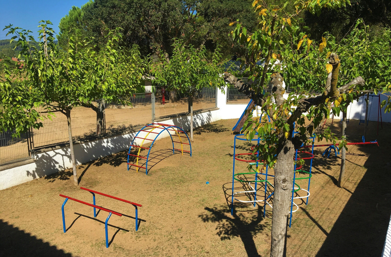 Children's area, Cozy Glamping Chalet in Palamós With Garden View, Girona