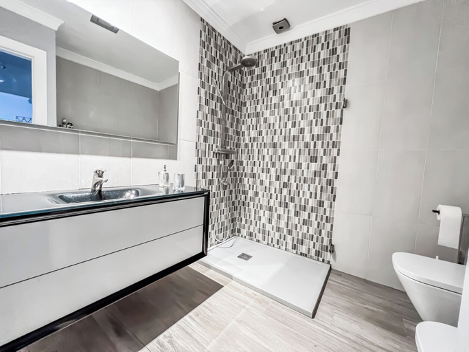 Bathroom 3, Cd-1382 Two Bedroom Apartment With Terrace, Málaga