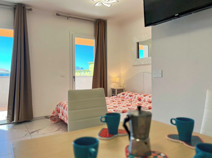 Room 4, New Vibrant Studio in Bibione, Venezia