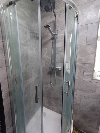 Bathroom 4, Room-double Spacious Room Near CBS Arena, Coventry