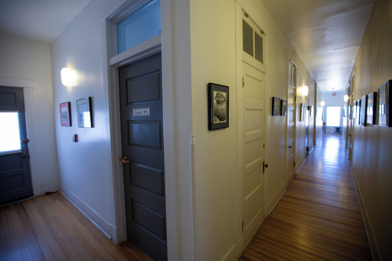 Interior 2, Dam Site Lodge, Sierra