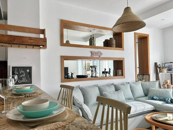 Dining room 5, Sunny Blue Apartment in la Marsa, La Marsa