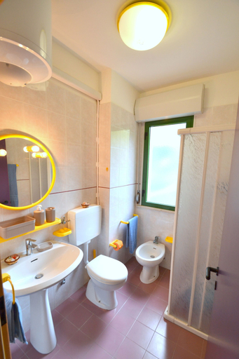 Bathroom, One Bedroom Flat With Balcony Next to the sea, Venezia