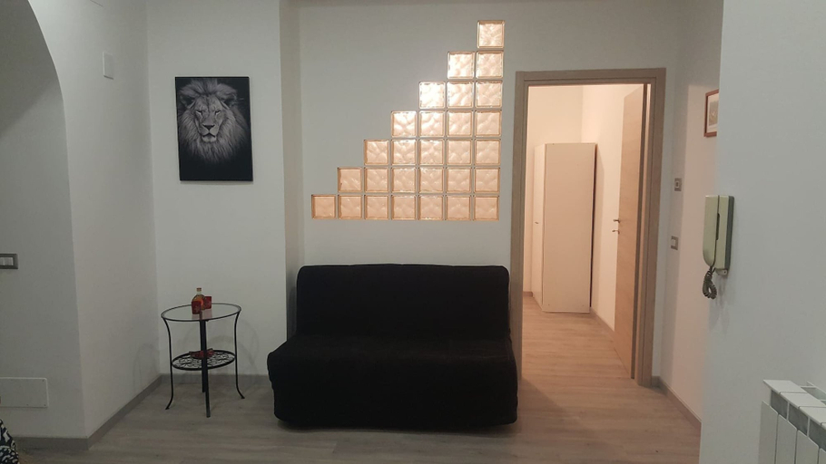 Primary image