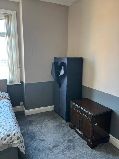 Room 2, Room-serene Ocean View Apartment Room in, Sunderland