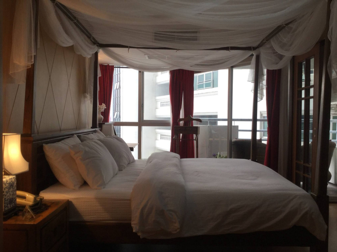 Room 3, 1br With Pool & Gym Near BTS Phrom Phong, Khlong Toey