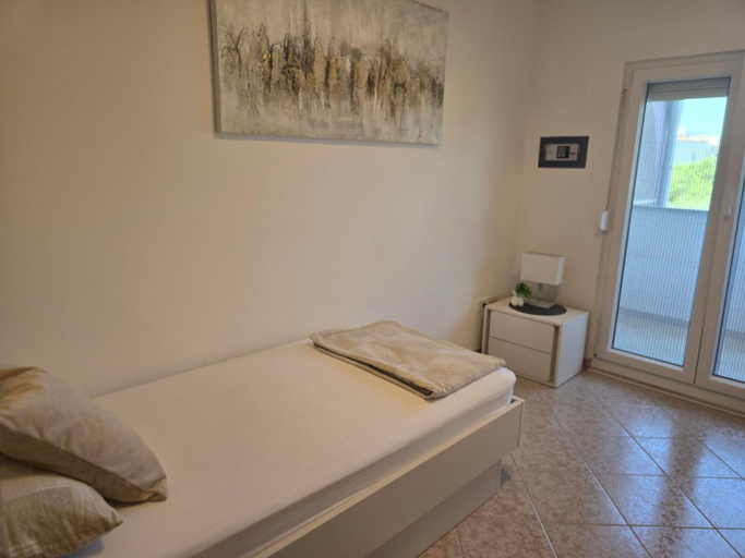 Bedroom 2, Apartments Aleksandra 1132, Vodnjan