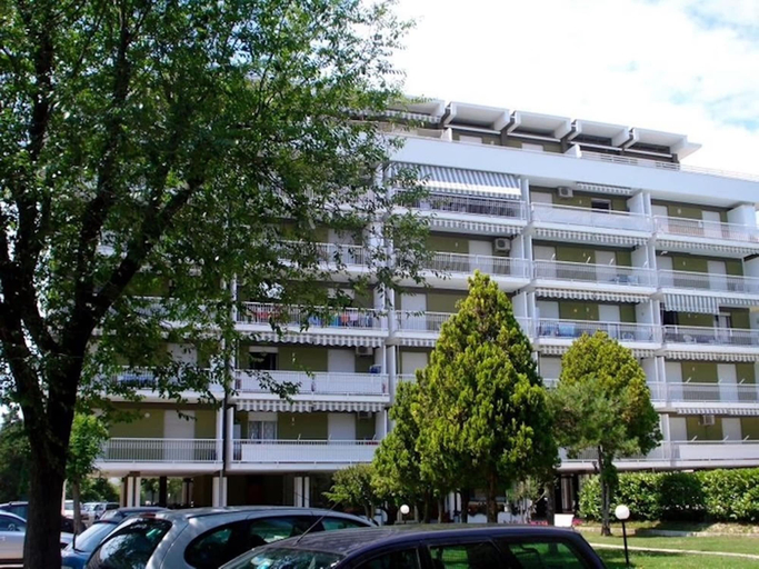 Others 2, Welcoming Flat With Pool View Balcony, Venezia