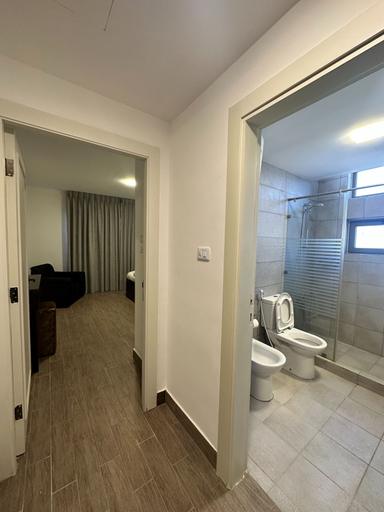 Bathroom 2, Stunning Amman Apartment With Electric Heating, Amman