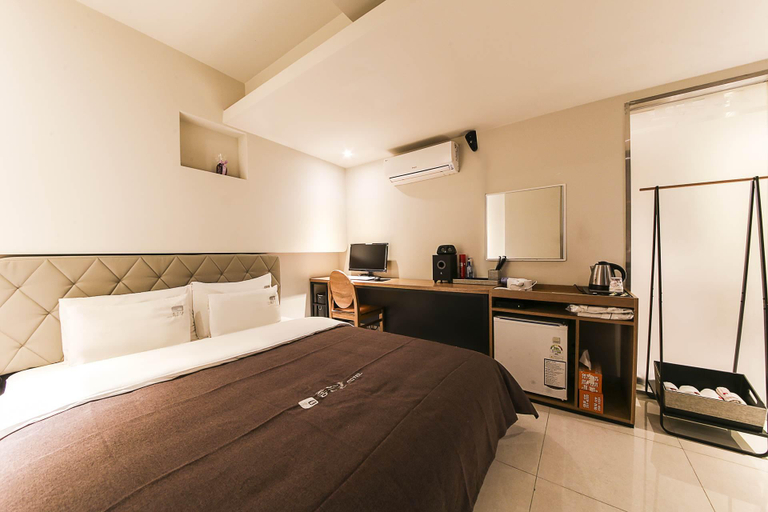 Bedroom 2, Changwon Myeongseo-dong Hotel Bucks, Changwon