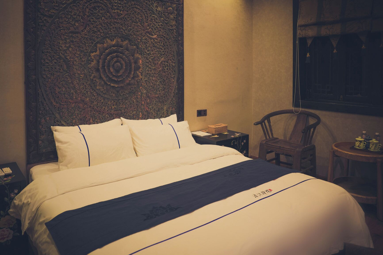 Bedroom 3, QingXi Hotel, Xiangxi Tujia and Miao
