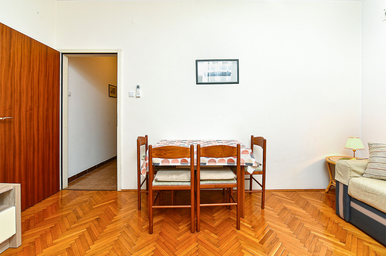 Living room 2, Comfortable Stay in Fažana With Outdoor Space, Fažana