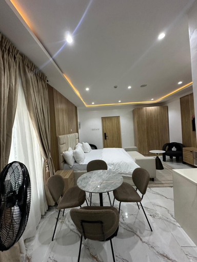 Room 3, Glover Apartments, Kosofe