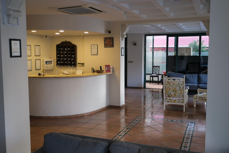 Public Area 3, Ustun Hotel Alsancak, Konak