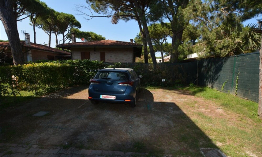 Property grounds 3, Comfy Beachside Vacation Home With Patio and Garden, Udine