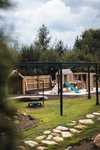 Children's area 5, Flowfort View Private Hottub & Sauna Cottage Lekko, Jelenia Góra