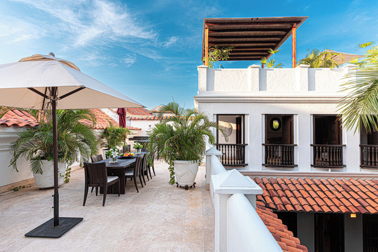Outdoor dining 5, CASA ESTRADA LUXURY VILLA, Cartagena de Indias