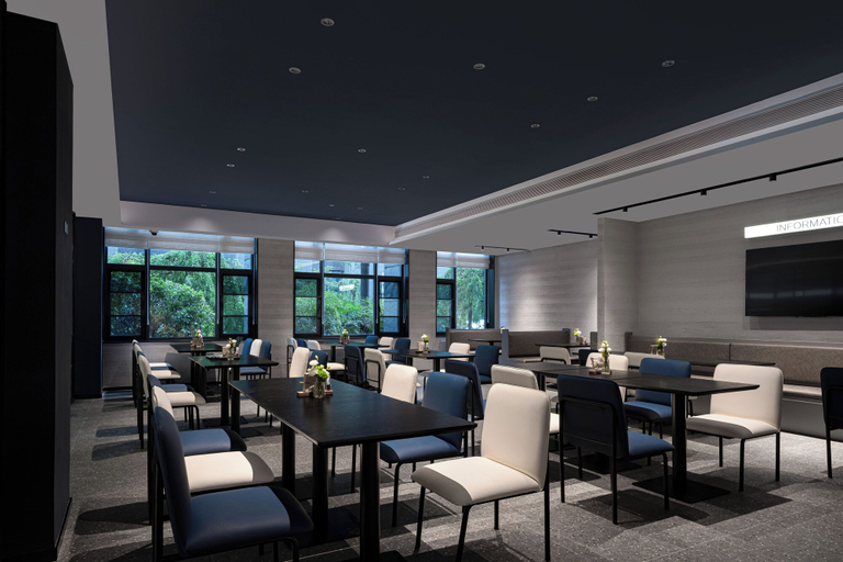 Restaurant 3, North Bund Light Stay Hotel Shanghai, Shanghai