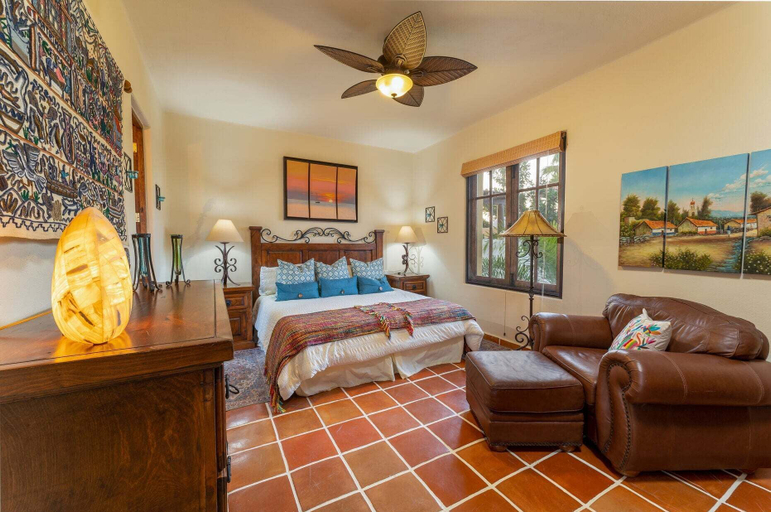 Room 2, Near the Beach! Wonderful House, Comondú