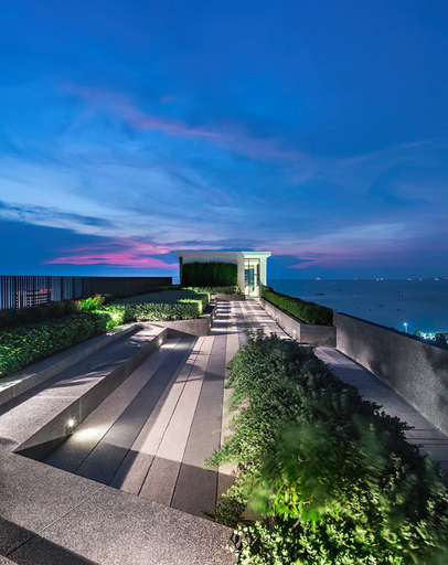 Property grounds 4, Excellent Location - Condo Infinity Pool Pattaya, Pattaya