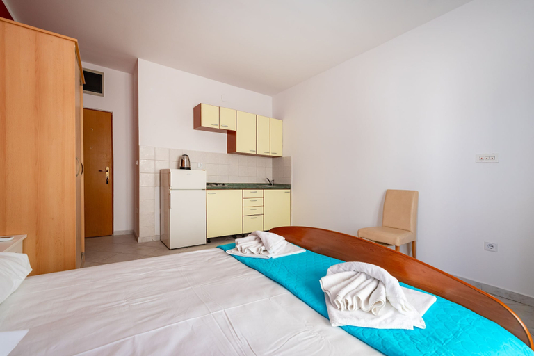 Bedroom 2, Bonvie Apartments in Center 12 B6, Novalja
