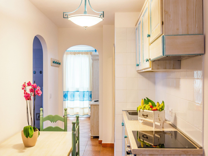 Interior 4, Bright Accommodation in Orosei, Nuoro