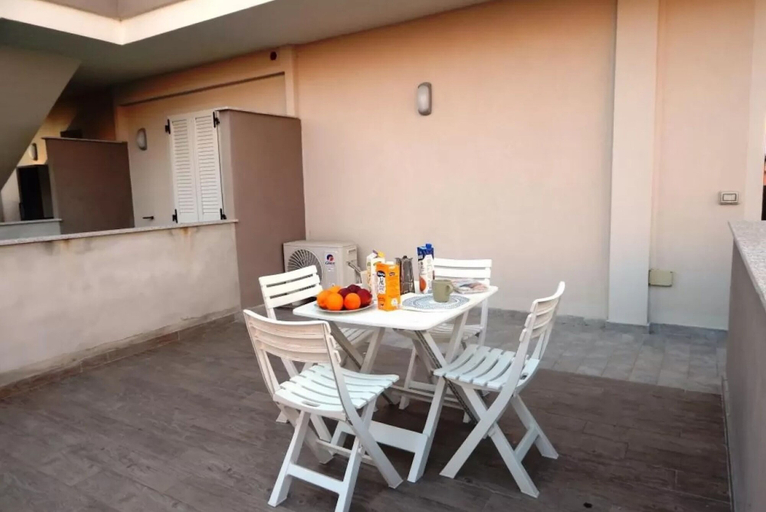 Outdoor dining, Terrace and Comfort by the sea, Sassari