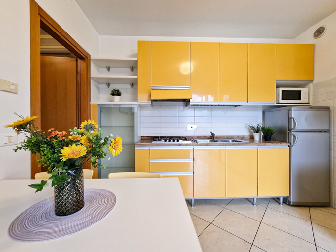 Interior 2, Cozy Ground-floor Apartment With Garden and Pool, Venezia
