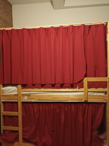 Room 3, Room-bed 10 in a 6-bed Mixed Dormitory, Sintra