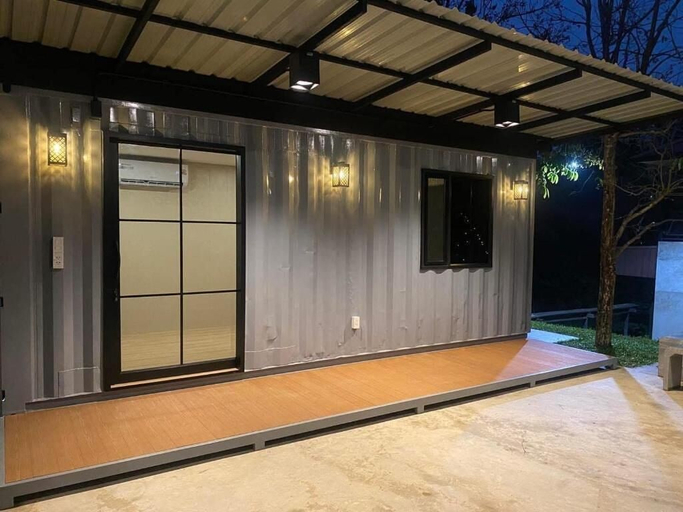 Exterior & Views 2, Tree Homestay Uthai Thani: Tree Homestay Uthai Thani, Muang Uthai Thani