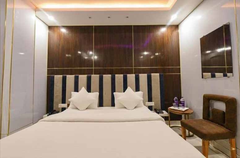 Room 4, Hotel The Dreams Inn & Banque, Sahibzada Ajit Singh Nagar
