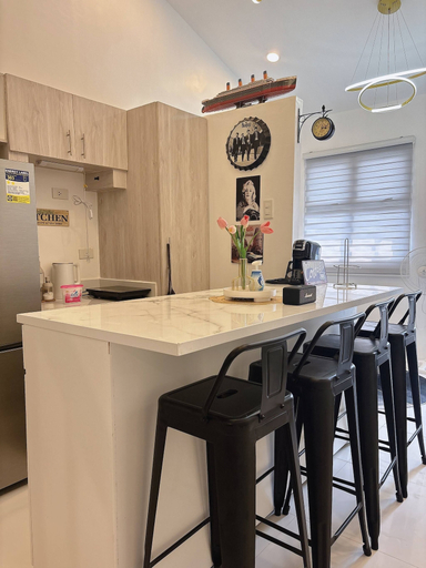 Others 4, Cozy Loft Condo in Tanza with Arcade, Tanza