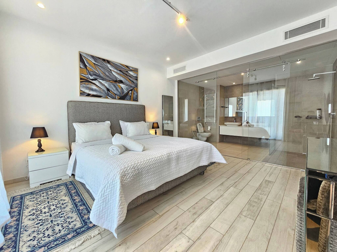 Room 5, Elegant and Modern Villa V 04, La Marsa
